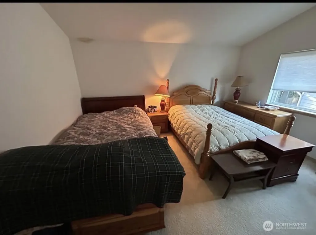 5724 Hillpointe Circle Lynnwood WA 98037