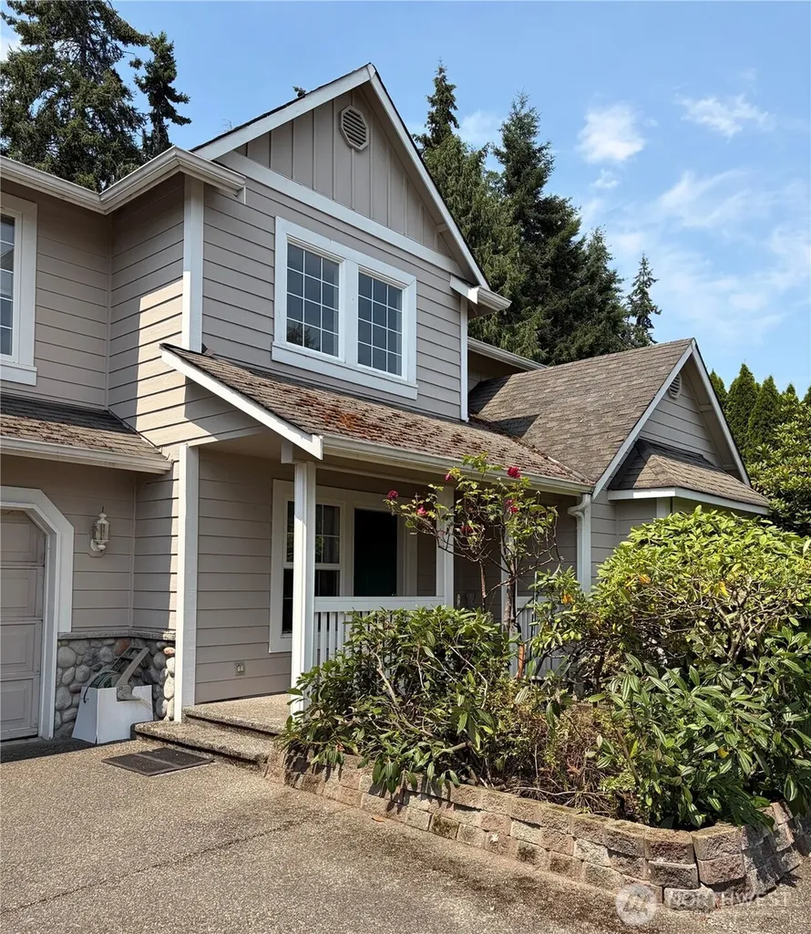 5724 Hillpointe Circle Lynnwood WA 98037