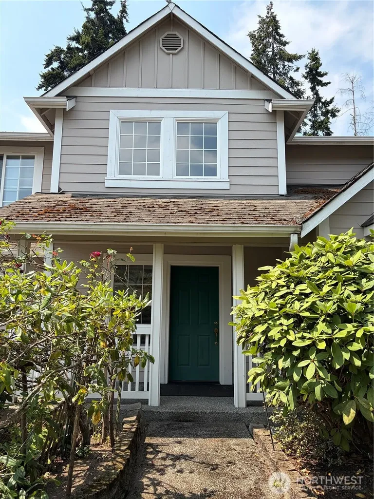 5724 Hillpointe Circle Lynnwood WA 98037