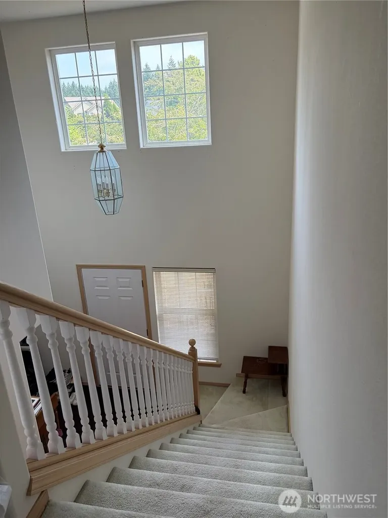 5724 Hillpointe Circle Lynnwood WA 98037