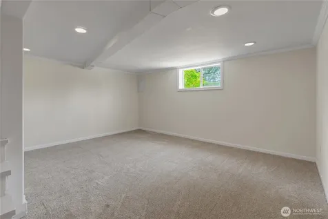 3909 SW Stevens Street Seattle WA 98116