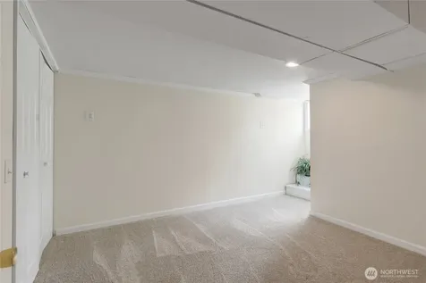 3909 SW Stevens Street Seattle WA 98116