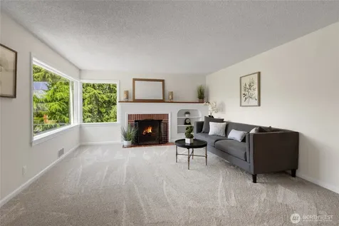 3909 SW Stevens Street Seattle WA 98116