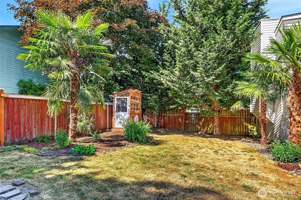 2412 U Street NW Auburn WA 98001