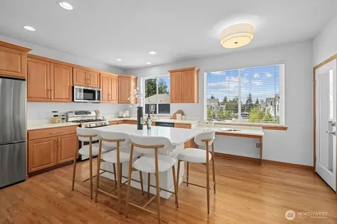 3829 134th Place SW Lynnwood WA 98087
