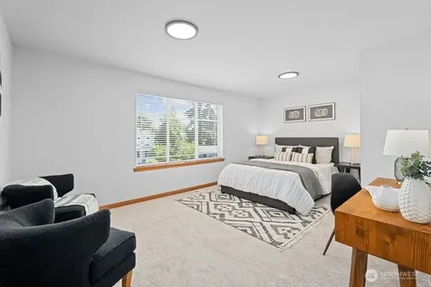 3829 134th Place SW Lynnwood WA 98087