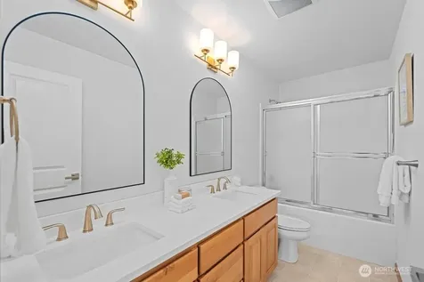 3829 134th Place SW Lynnwood WA 98087