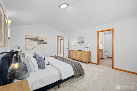 3829 134th Place SW Lynnwood WA 98087