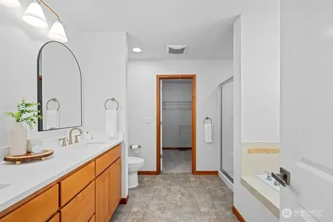 3829 134th Place SW Lynnwood WA 98087