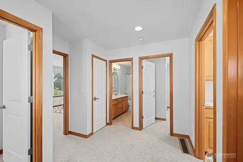 3829 134th Place SW Lynnwood WA 98087
