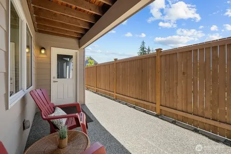 3829 134th Place SW Lynnwood WA 98087