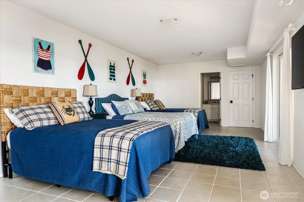 3193 Fox Spit Road Langley WA 98260