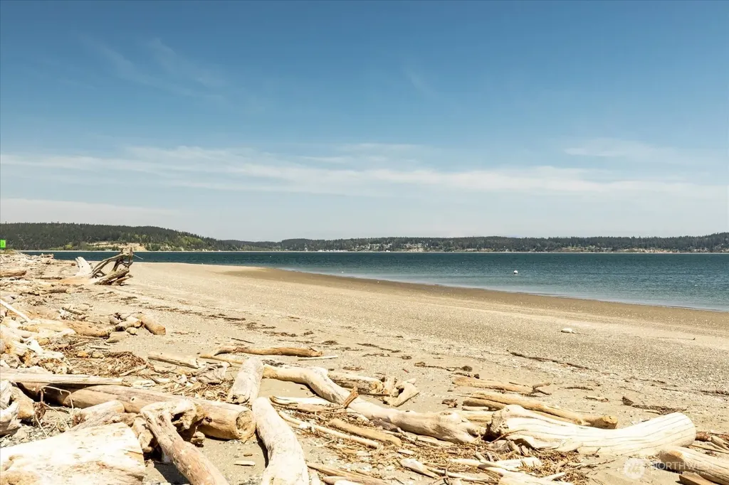 3193 Fox Spit Road Langley WA 98260