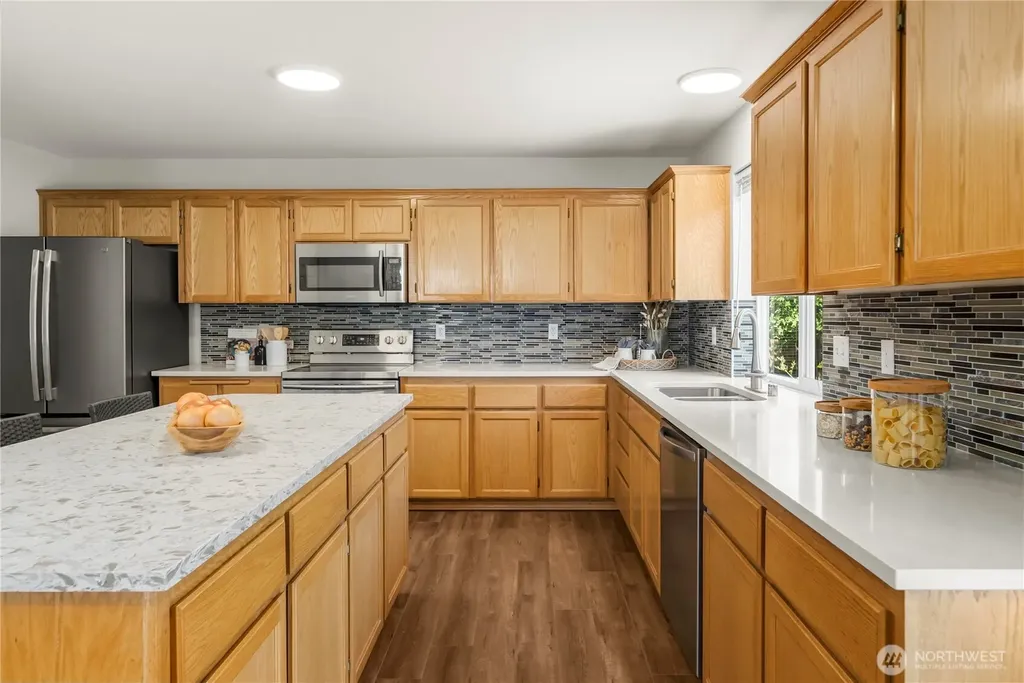 27610 239th Place SE Maple Valley WA 98038