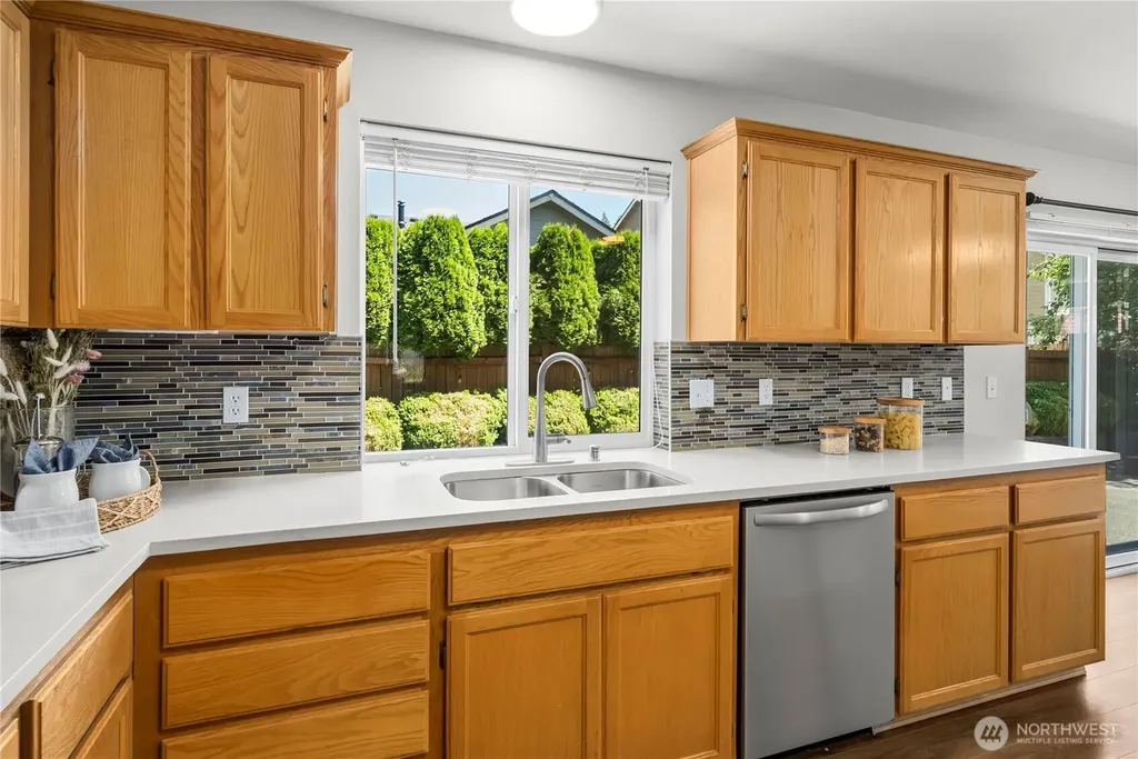 27610 239th Place SE Maple Valley WA 98038