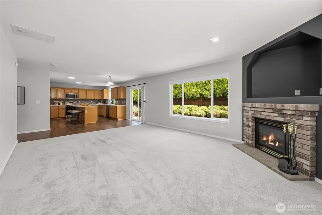 27610 239th Place SE Maple Valley WA 98038