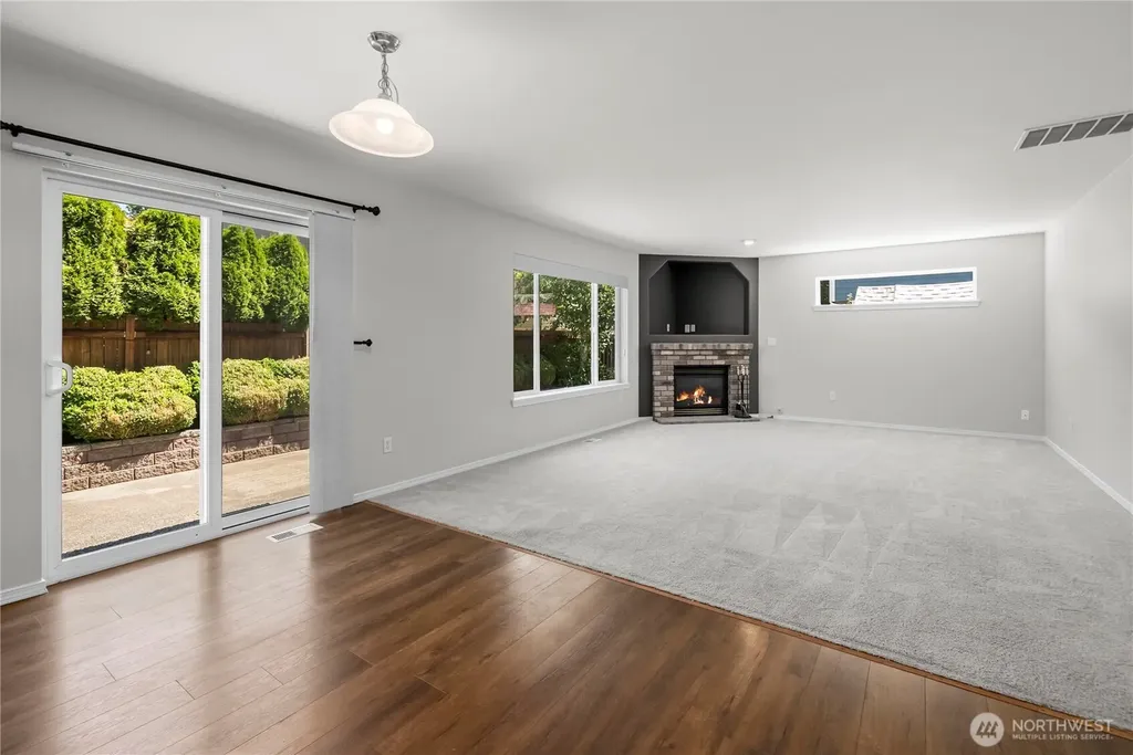 27610 239th Place SE Maple Valley WA 98038