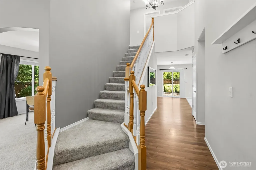 27610 239th Place SE Maple Valley WA 98038