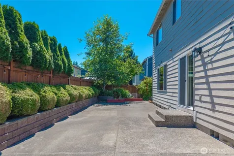 27610 239th Place SE Maple Valley WA 98038