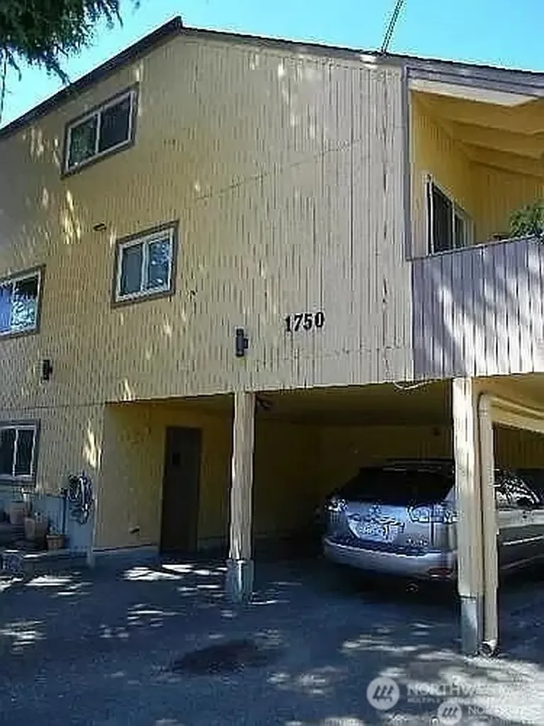 1750 NW 58th Street Seattle WA 09107