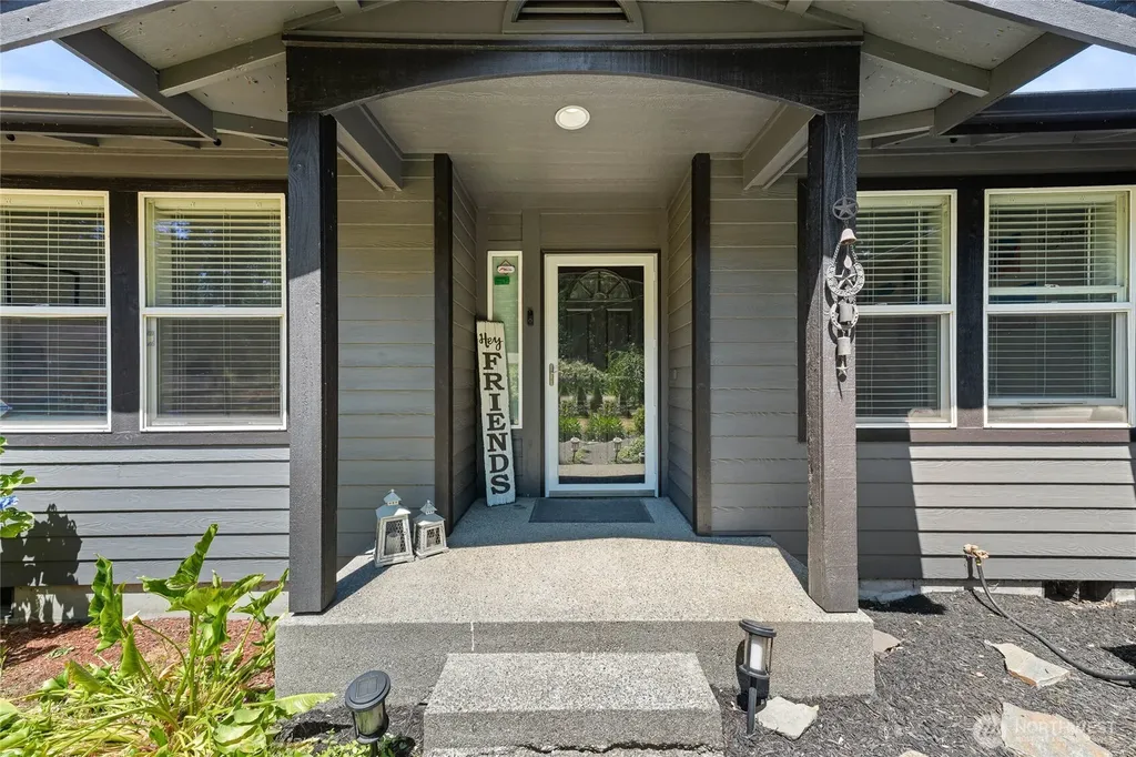 4615 354th Street E Eatonville WA 98328