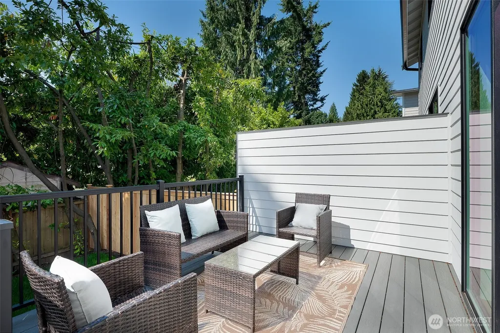 3626 191st Place SW Lynnwood WA 98036