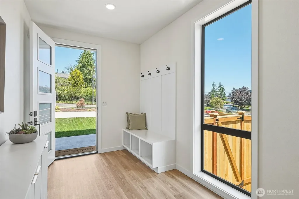 3626 191st Place SW Lynnwood WA 98036