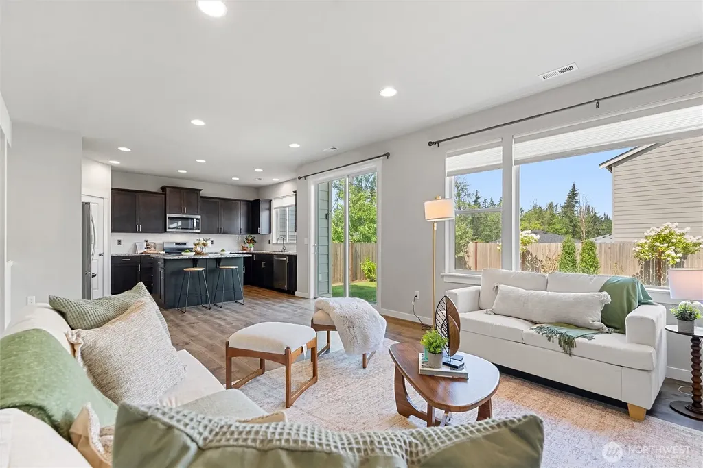 3308 104th Avenue NE Lake Stevens WA 98258