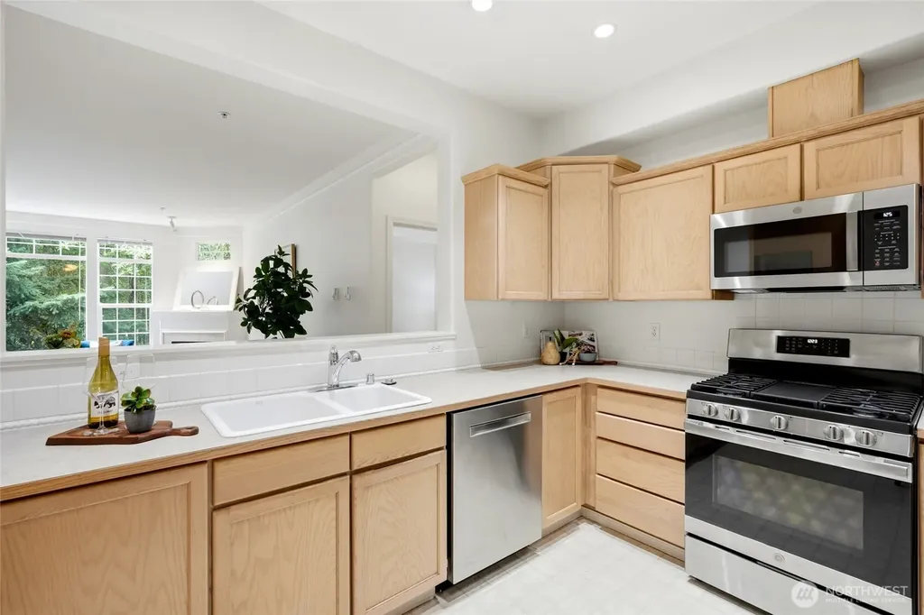 19412 48th Avenue W Lynnwood WA 98036