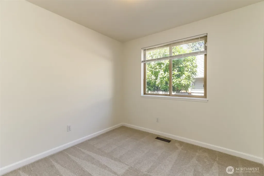 17229 160th Avenue SE Renton WA 98058