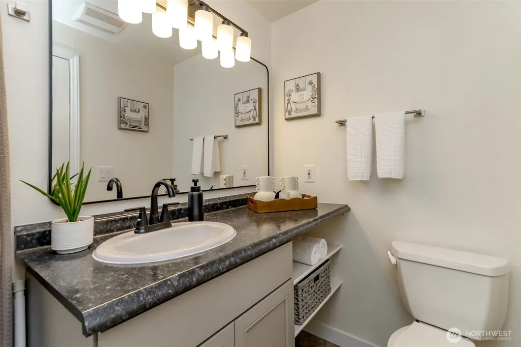 17229 160th Avenue SE Renton WA 98058