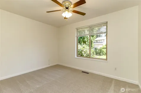 17229 160th Avenue SE Renton WA 98058