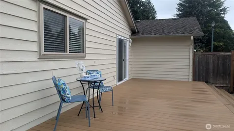 17229 160th Avenue SE Renton WA 98058