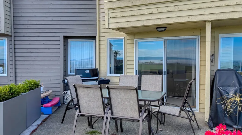 1728 Edwards Drive Point Roberts WA 98281