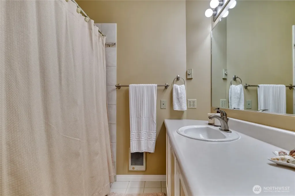 1728 Edwards Drive Point Roberts WA 98281