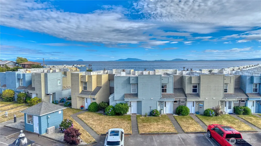 1728 Edwards Drive Point Roberts WA 98281