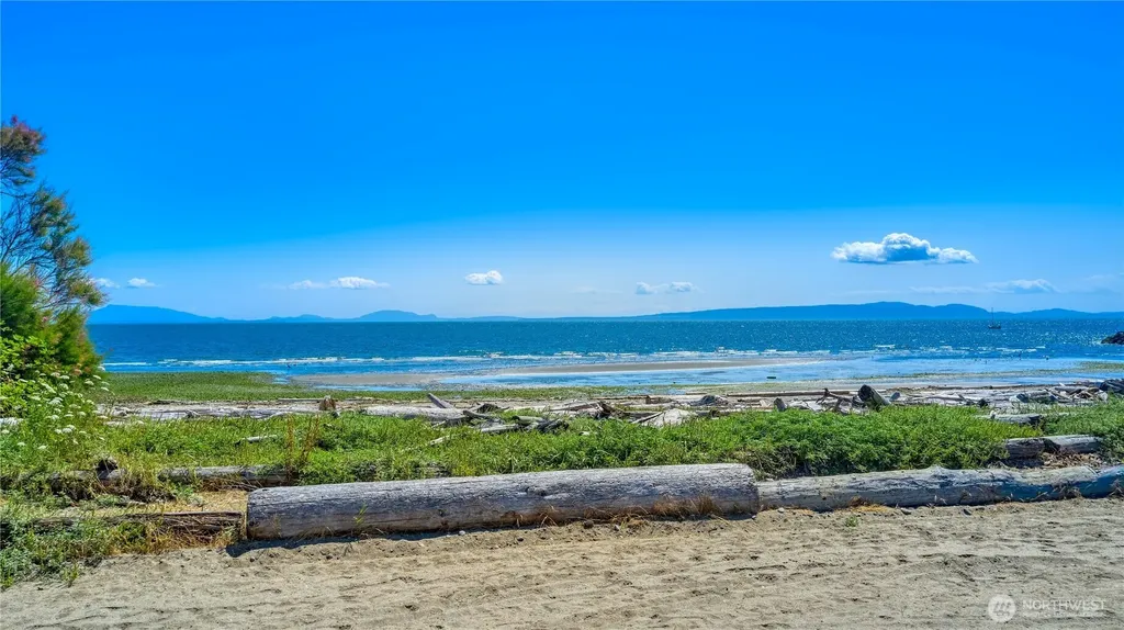 1728 Edwards Drive Point Roberts WA 98281