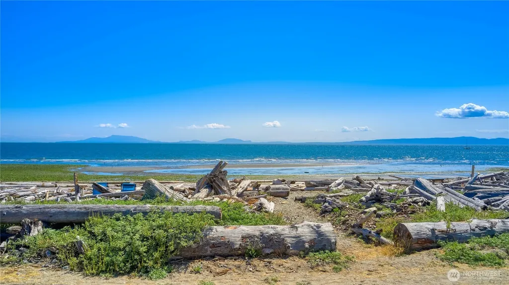1728 Edwards Drive Point Roberts WA 98281