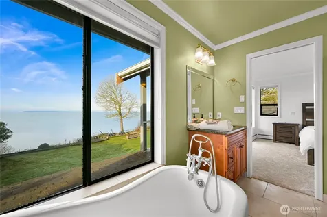 8539 Semiahmoo Drive Blaine WA 98230