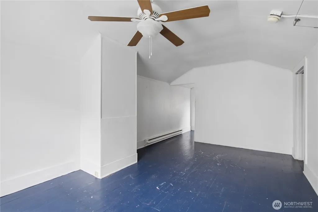 5214 35th Avenue NE Seattle WA 98105