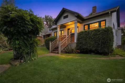 5214 35th Avenue NE Seattle WA 98105