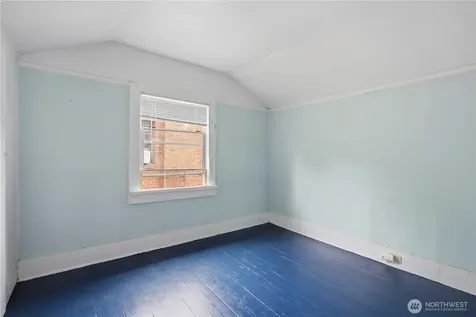 5214 35th Avenue NE Seattle WA 98105