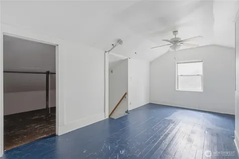 5214 35th Avenue NE Seattle WA 98105