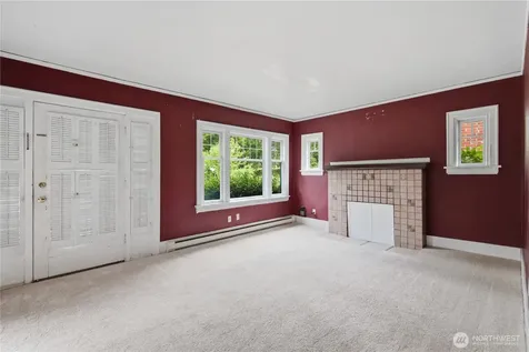 5214 35th Avenue NE Seattle WA 98105