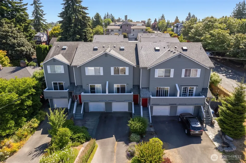 8504 29th Avenue NW Seattle WA 98117