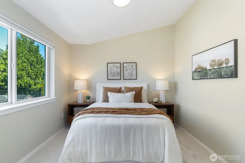 8504 29th Avenue NW Seattle WA 98117