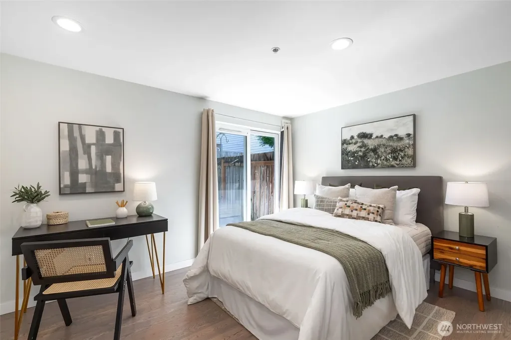 8504 29th Avenue NW Seattle WA 98117