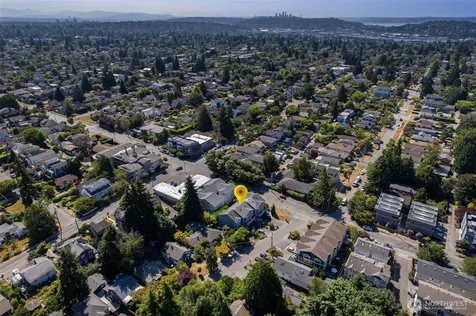 8504 29th Avenue NW Seattle WA 98117