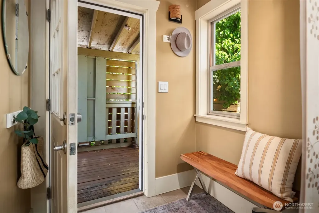 3821 S Graham Street Seattle WA 98118