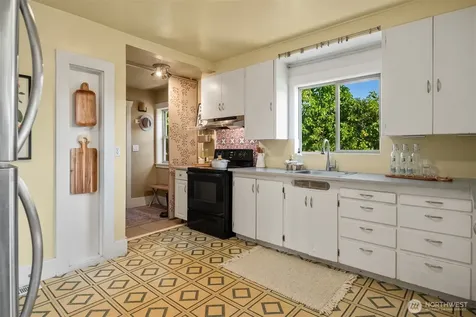 3821 S Graham Street Seattle WA 98118